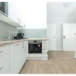 Barcelona Chillinghouse 10 3min Von Ice, Netflix,garten アパート ジークブルク