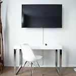Barcelona Chillinghouse 10 3Min Von Ice, Netflix,Garten *