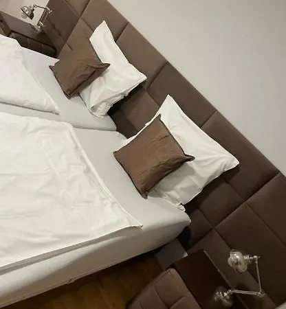 Barcelona Chillinghouse 10 3min Von Ice, Netflix,garten *